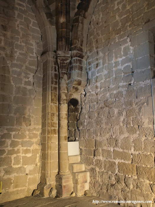 ÁNGULO SUDESTE CON ACCESO A LA TORRE